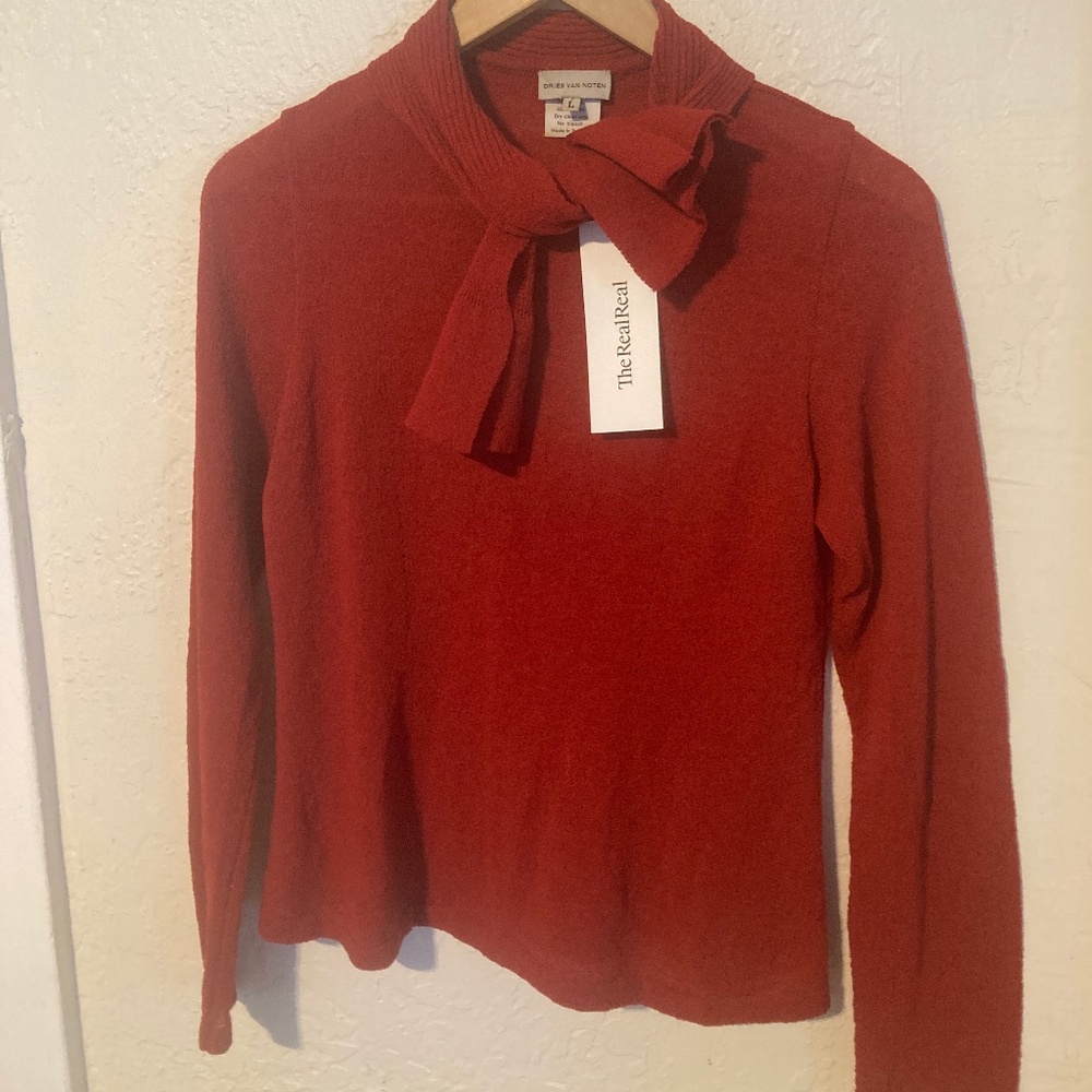 Dries Van Noten Women’s Red Tie Front Wool Lightweight Sweater -Large
